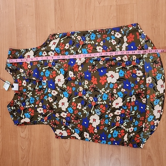 Cabi Wild Flower Sleeveless Top Style# 3981 New With Tags - Picture 4 of 11